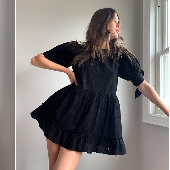 Aritzia Oregold Dress - Picture 2 of 6